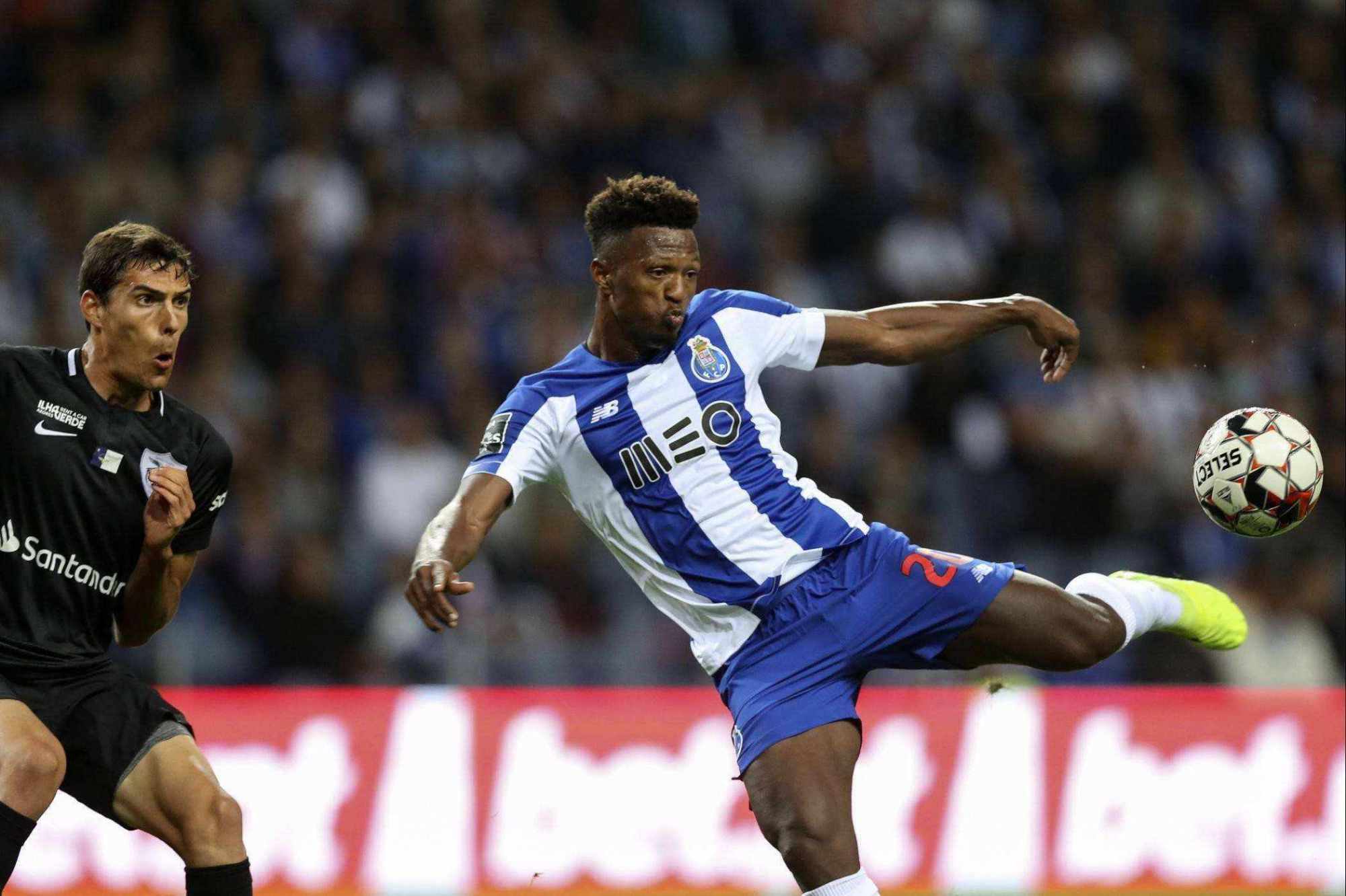 星空体育官方网站-沙尔克04稳定发挥，取得连胜